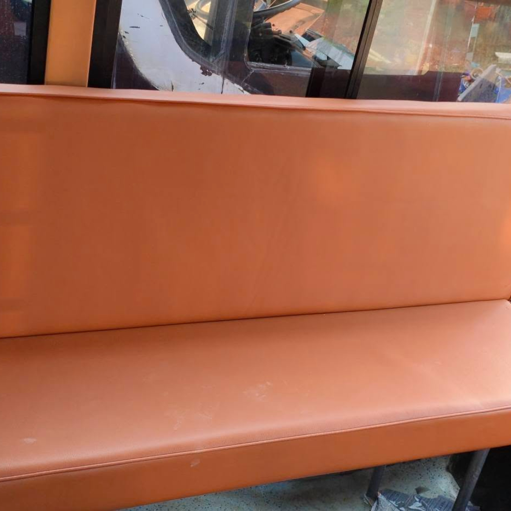 Ashok Leyland Non-AC Bus